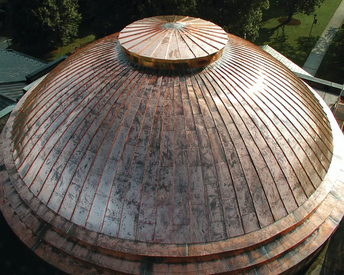 Craftsman Roofing crew installing a new roof in Ardennes